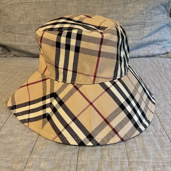 Burberry Vintage Check Bucket Hat - Picture 3 of 4